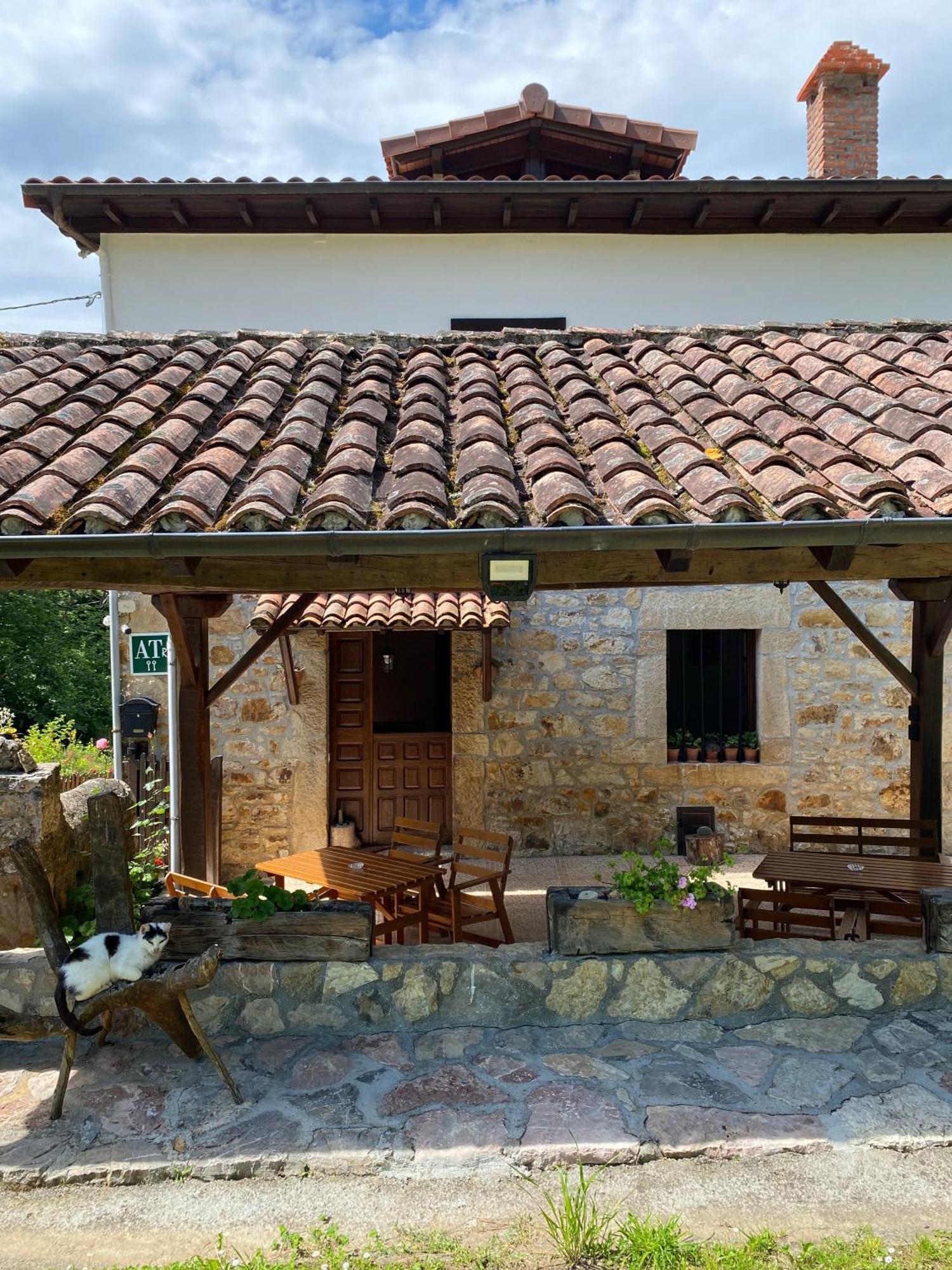 Apartamentos Rurales La Caviana Onís Exteriér fotografie
