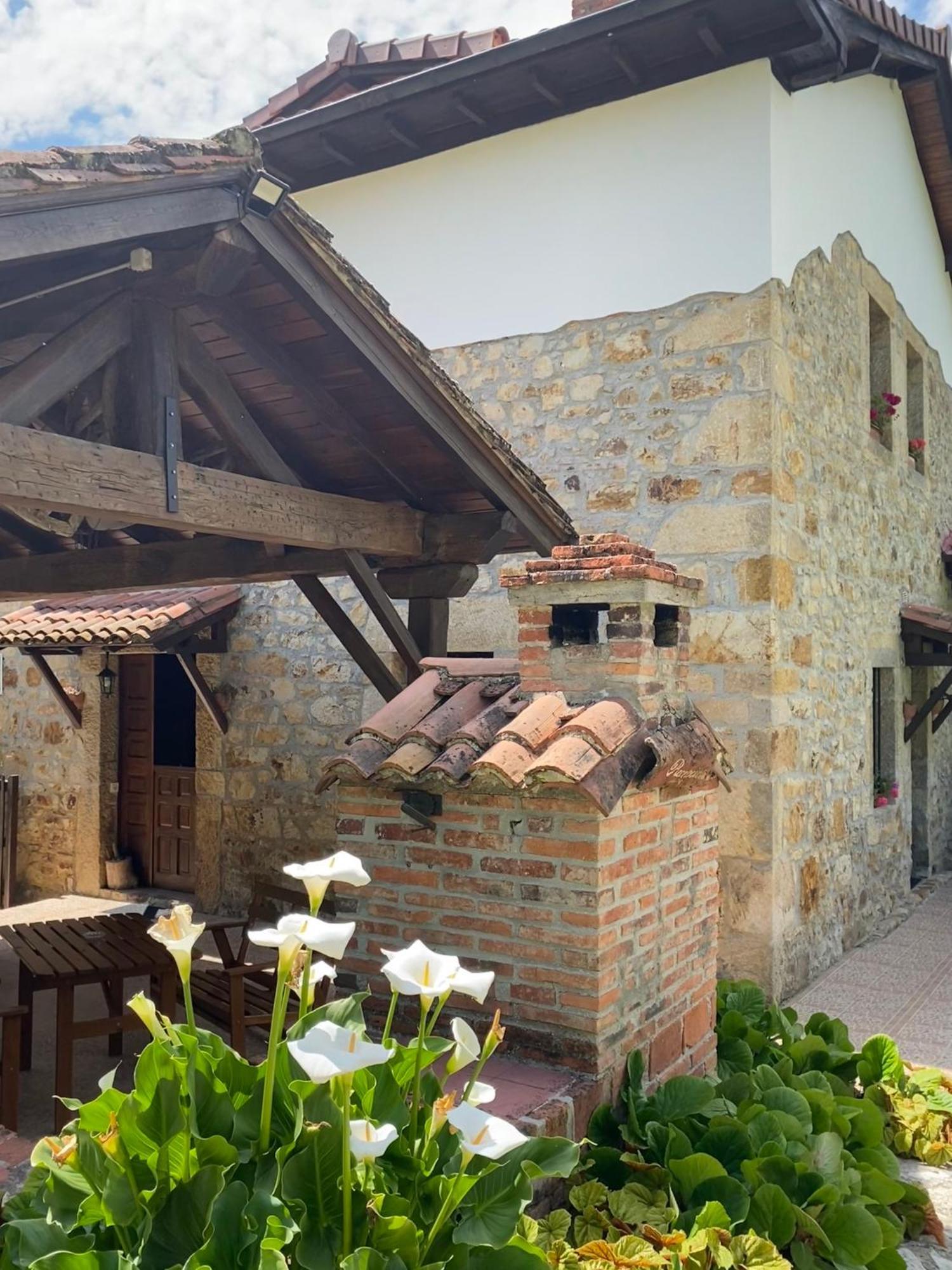Apartamentos Rurales La Caviana Onís Exteriér fotografie